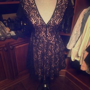 Forever 21 black lace dress Size M